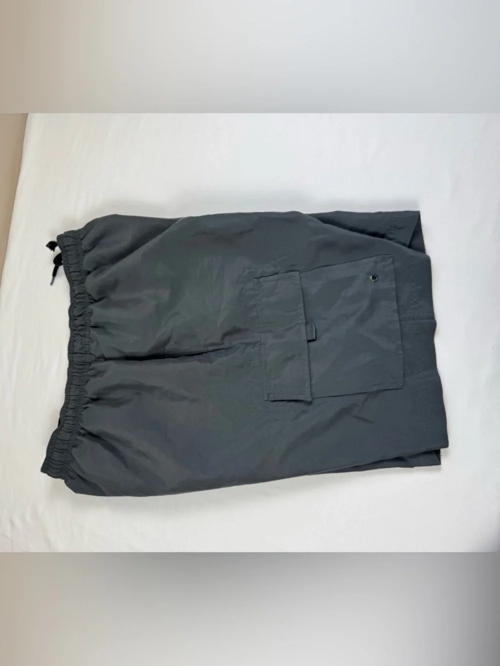 croft & barrow Charcoal Gray Men's Cargo Shorts(172) - Picture 3 of 6